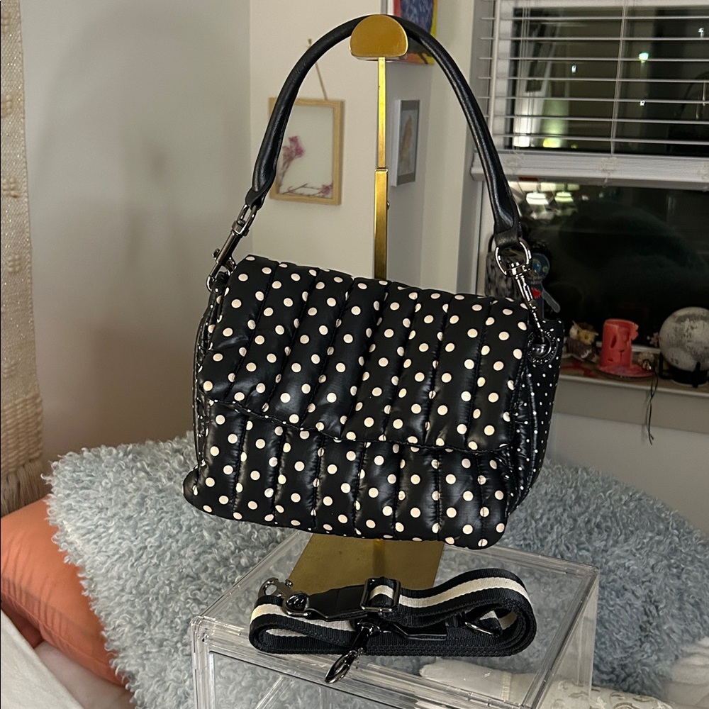 THINK ROYLN Black & White Polka Dot Quilted Insulated Shoulder Bag 10”x 8” NWOT